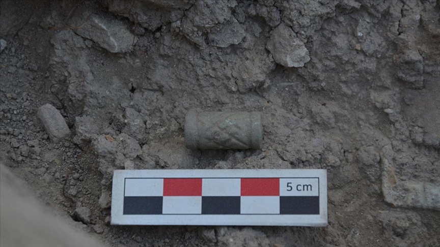 4,400-year-old jade cylinder seal unearthed in western Türkiye