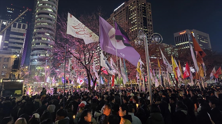 Güney Kore Devlet Başkanı Yoon hakkında "vatana ihanet" suçlamasıyla soruşturma başlatıldı