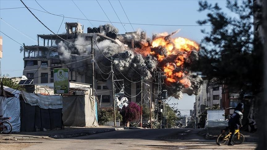 Israeli attacks kill 4 more Palestinians as army continues to blow up homes in Gaza