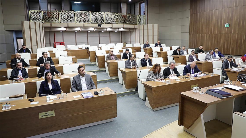 Beykoz Belediye Meclisinde sigortasız işçi çalıştırıldığı iddiası konuşuldu