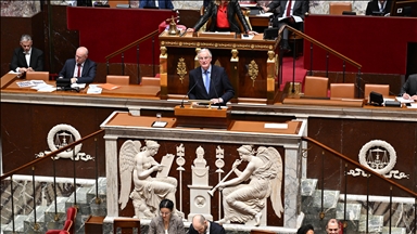 Macron acepta la dimisión del primer ministro Michel Barnier tras perder la moción de censura de la oposición