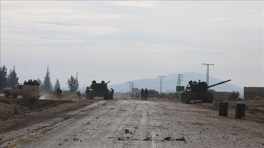 Anti-regime forces push into key suburbs of Homs in Syria