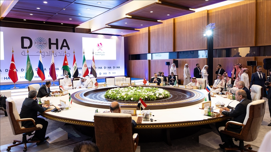 Qatar’s emir, Egypt’s prime minister discuss strengthening bilateral cooperation