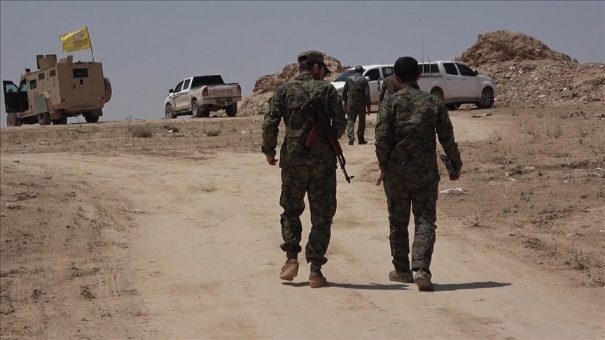 Terör örgütü PKK/YPG, sivillerin Afrin’e dönüşünü engelliyor
