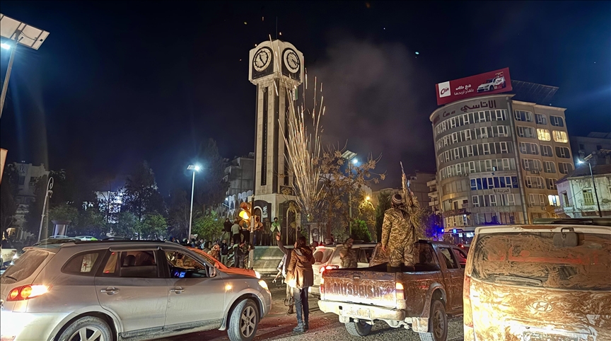 Anti-regime forces take control of Homs province city center, gateway to Syrian capital of Damascus