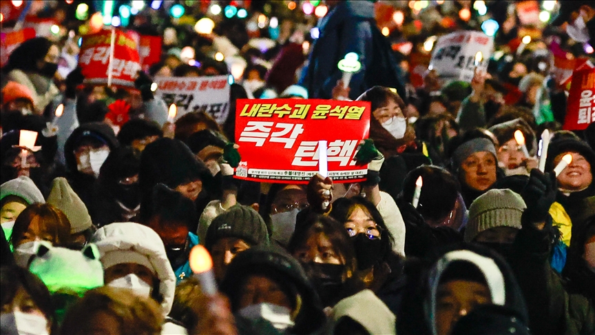 South Korea’s ruling party vows to minimize chaos with President Yoon’s ‘early departure’ South Korea’s ruling party vows to minimize chaos with President Yoon’s ‘early departure’