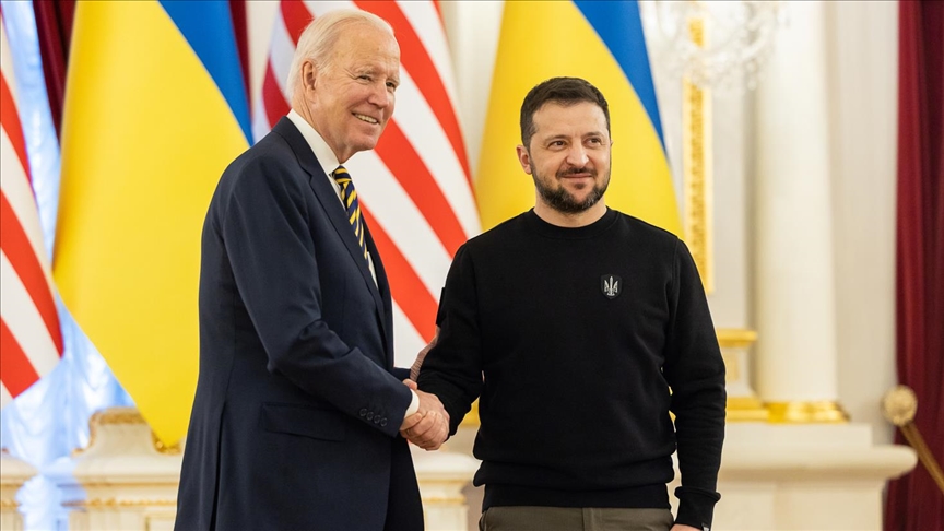 Zelenski planira pozvati Bidena da pokrene pitanje poziva Ukrajine u NATO