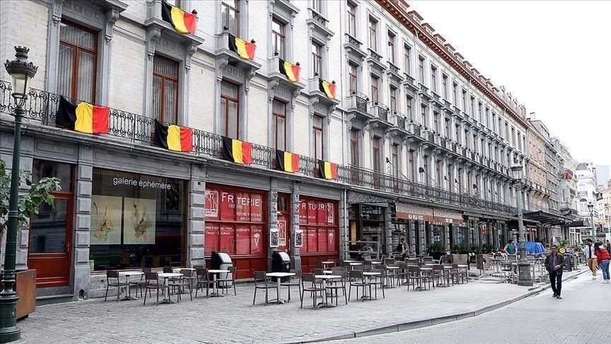 Belgium suspends asylum procedures for Syrians