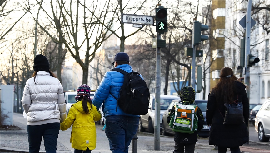 German support for integration loses steam, education concerns rise