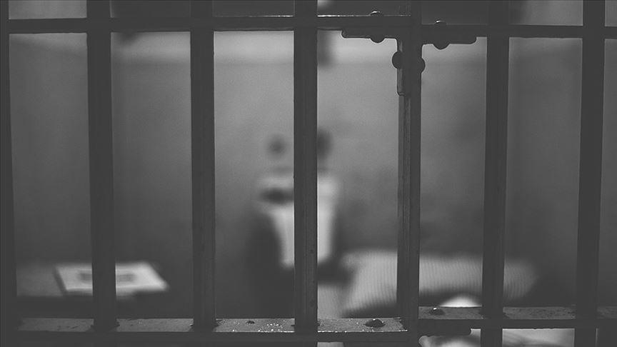 Palestinian detainees in Israeli prison stricken with food poisoning from spoiled meals