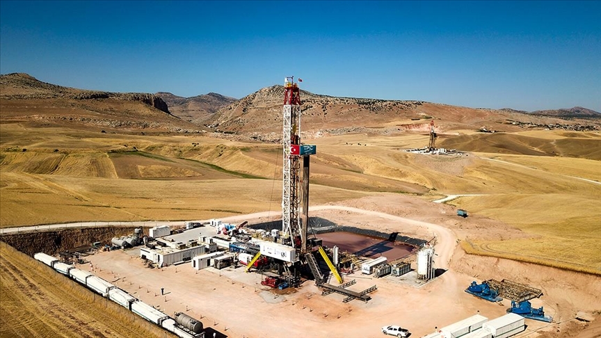 Bakan Bayraktar, kasımda üretilen petrolün yarısının Gabar'dan karşılandığını açıkladı