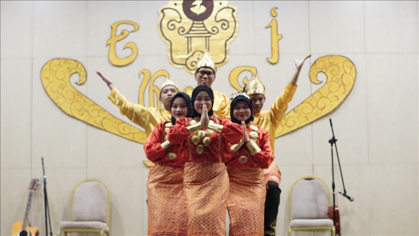 Pelajar Indonesia perkenalkan budaya Nusantara ke masyarakat Turkiye di Konya