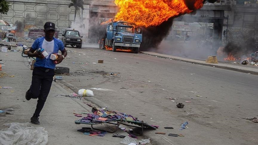 Francuska osudila nasilje bandi na Haitiju u kojem je poginulo više od 180 ljudi