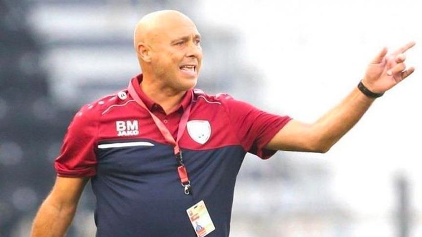 قدم.. إقالة الإسباني ماركيز مدرب منتخب قطر وتكليف مساعده بالمنصب