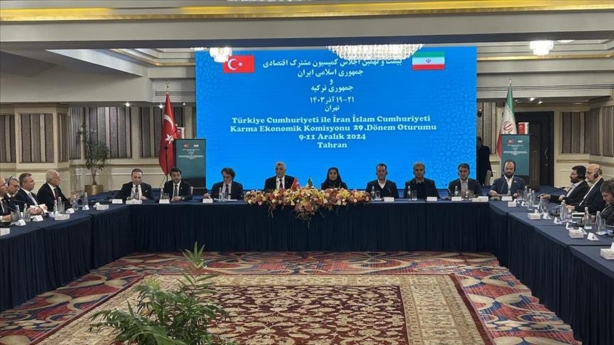 Türkiye, Iran working hard to reach bilateral trade volume of B: Trade minister