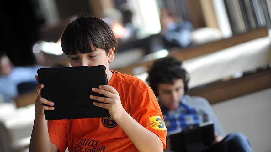 Çocuklar ve gençler "DUY" internet sitesi ve ihbar hattıyla zararlı içeriklerden korunuyor