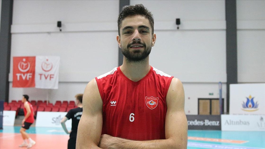 Alanya'nın İranlı voleybolcusu Saadat, takımıyla zirveye çıkmak istiyor