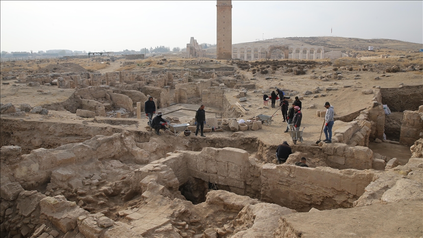 Harran'da 11. yüzyıla ait medresenin derslik bölümü gün yüzüne çıkarıldı