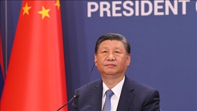 China's Xi extends support to Hong Kong chief