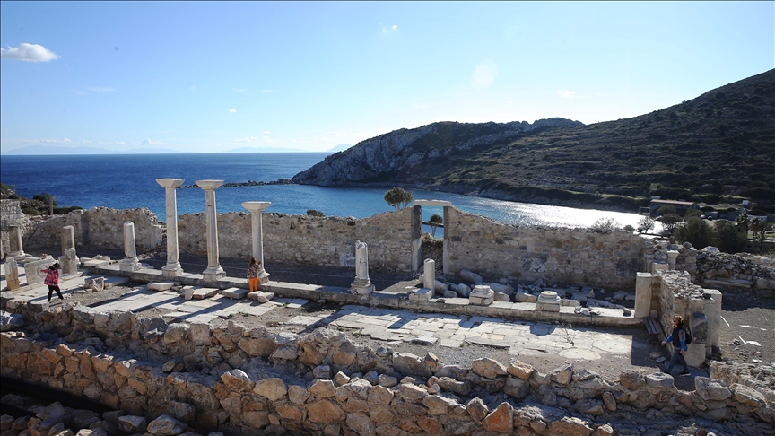 Antik dönemin sanat ve ticaret merkezi Knidos'un ana kilisesi ayağa kaldırılıyor