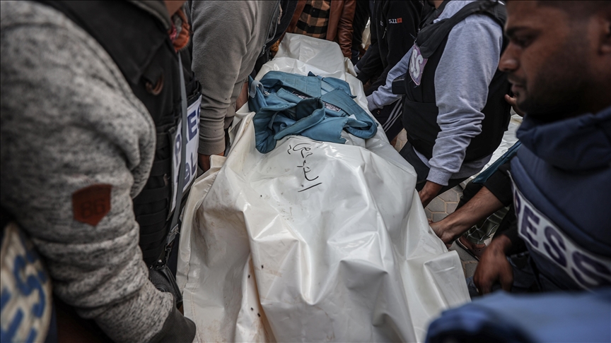 3 Palestinians, including Al Jazeera cameraman, killed in Israeli strike in central Gaza 3 Palestinians, including Al Jazeera cameraman, killed in Israeli strike in central Gaza