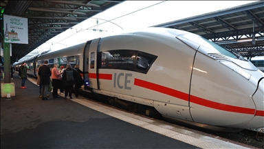 Transport : Lancement du premier train à grande vitesse reliant Paris à Berlin