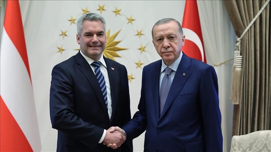 Turkish president, Austrian chancellor discuss Syria’s future, return of refugees