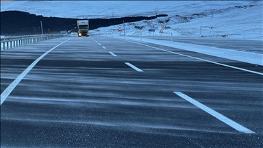 Ardahan'da yoğun tipi ulaşımı aksatıyor