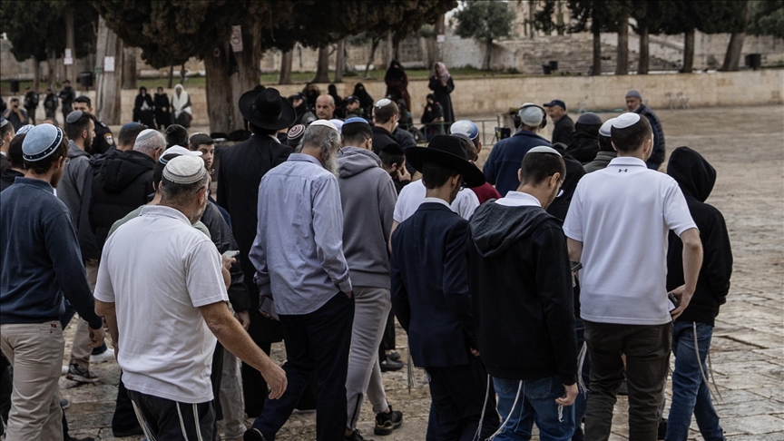 Far-right Israeli settlers enter southern Lebanon, erect outpost settlement