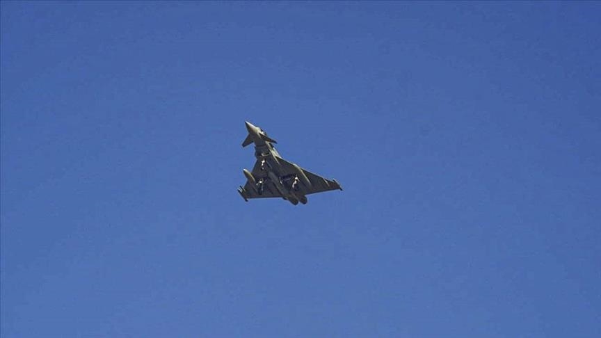 На авиабазе Мюртед в Анкаре приземлился британский истребитель Eurofighter Typhoon