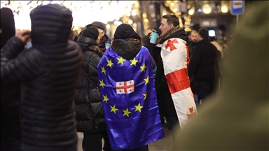 Gjeorgji, vazhdojnë protestat kundër pezullimit të negociatave të anëtarësimit në BE