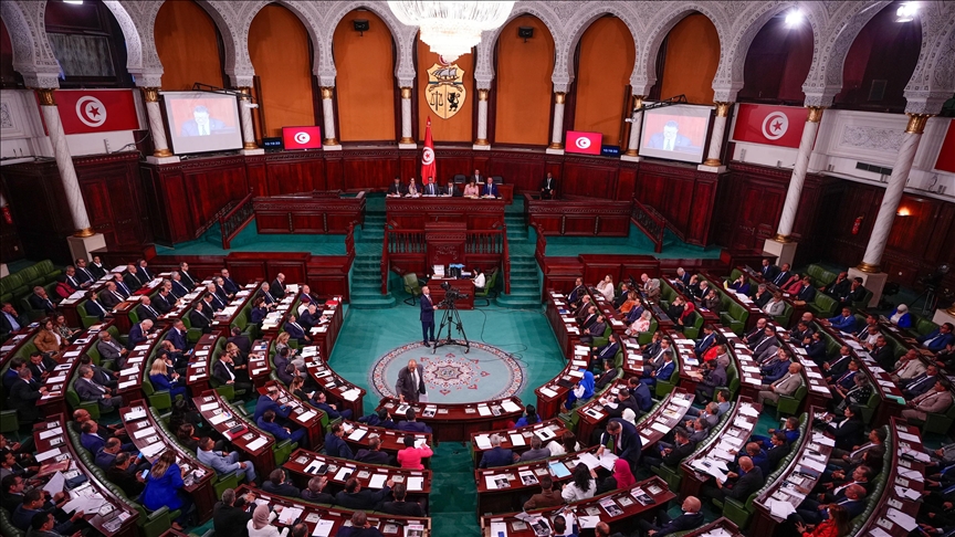 أحزاب تونس.. آفة الإحباط وضرورة استعادة النشاط (تحليل)