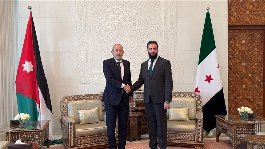 Top delegations from Jordan, Qatar visit Damascus to meet Syria’s new administration leader