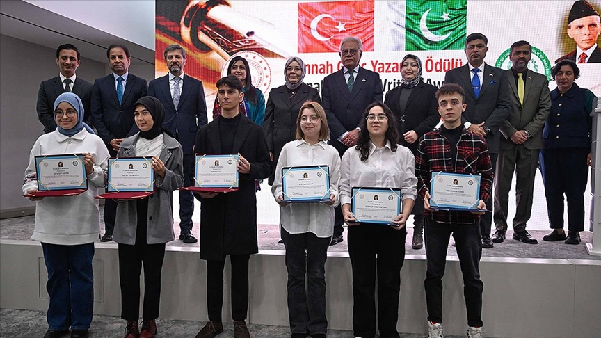 "Cinnah Genç Yazarlar" kompozisyon yarışması ödülleri sahiplerini buldu