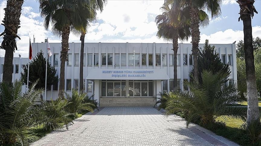 La République turque de Chypre du Nord condamne la violation de son espace aérien par un avion français