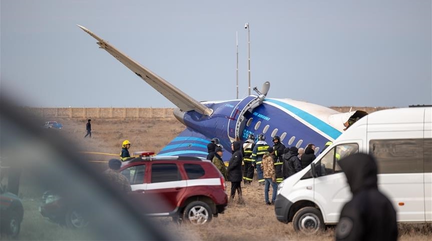 38 orang tewas dalam kecelakaan pesawat Azerbaijan Airlines di Kazakhstan