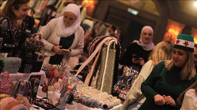 Syrian women display 'Colors of Syria' with hope, unity