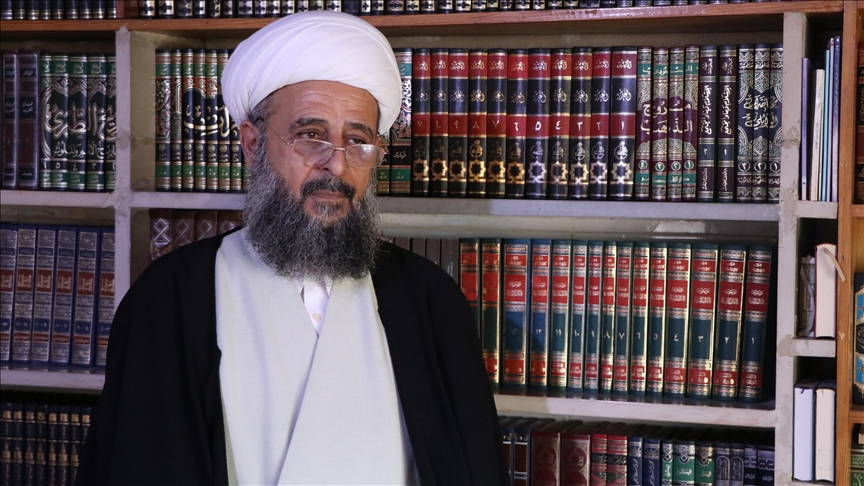 Suriye'de Alevi toplumunun önde gelen isimlerinden Şeyh Hatem, yeni dönemden umutlu olduğunu söyledi