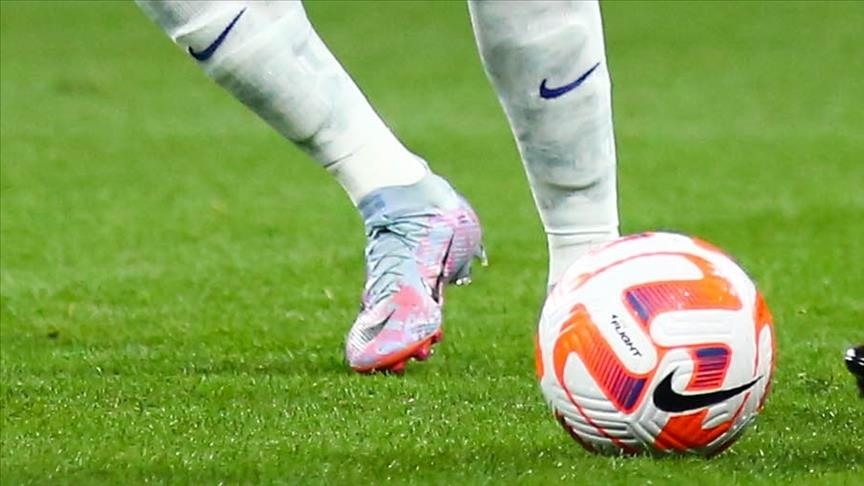 Arsenal beat Ipswich 1-0 to reach second place in English Premier League