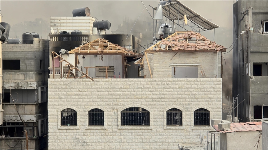 İsrail ordusu Gazze'deki Kemal Advan Hastanesi Müdürü Husam Ebu Safiyye'yi alıkoydu