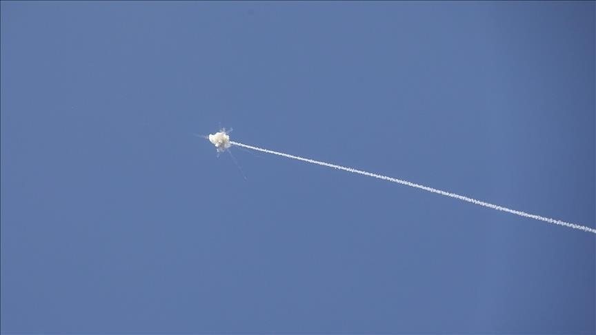 Israeli army claims to have downed missile from Yemen