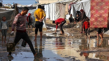 Les fortes pluies aggravent la misère des civils déplacés dans la bande de Gaza (UNRWA)