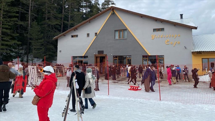 Yıldıztepe Kayak Merkezi'nde yılbaşı hareketliliği