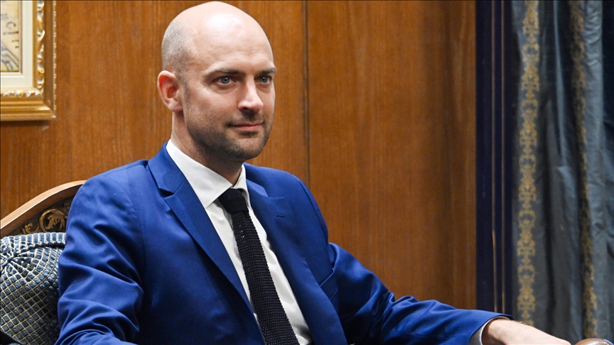 Berri et Barrot discutent de la situation au Liban