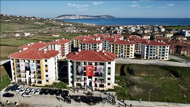 Sinop'ta yapımı tamamlanan TOKİ konutları hak sahiplerine teslim ediliyor