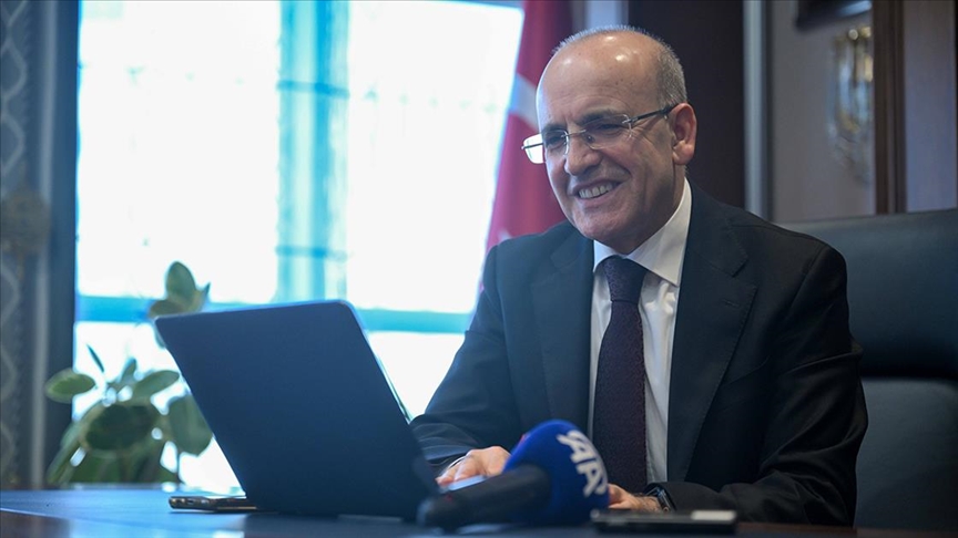 Hazine ve Maliye Bakanı Şimşek AA'nın "Yılın Kareleri" oylamasında tercihini yaptı