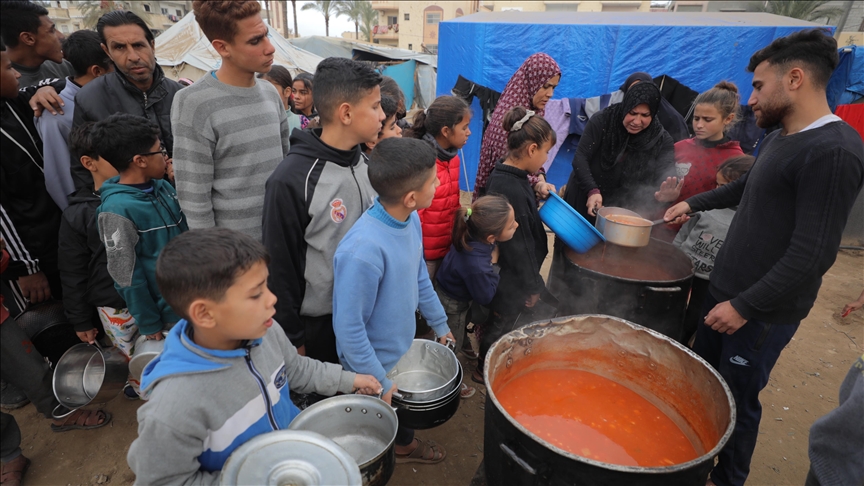 Israel weighs Gaza aid cuts amid worsening famine: Report