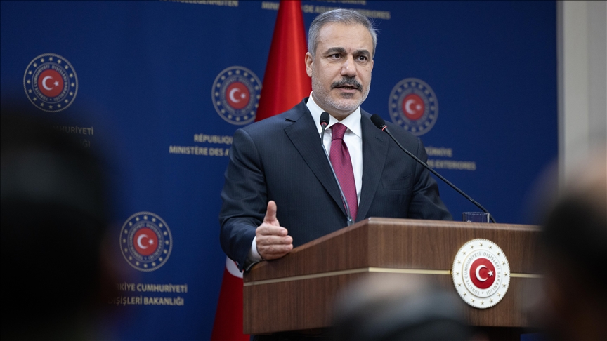 Глава МИД Турции: поддержка PKK под предлогом борьбы с ДЕАШ недопустима