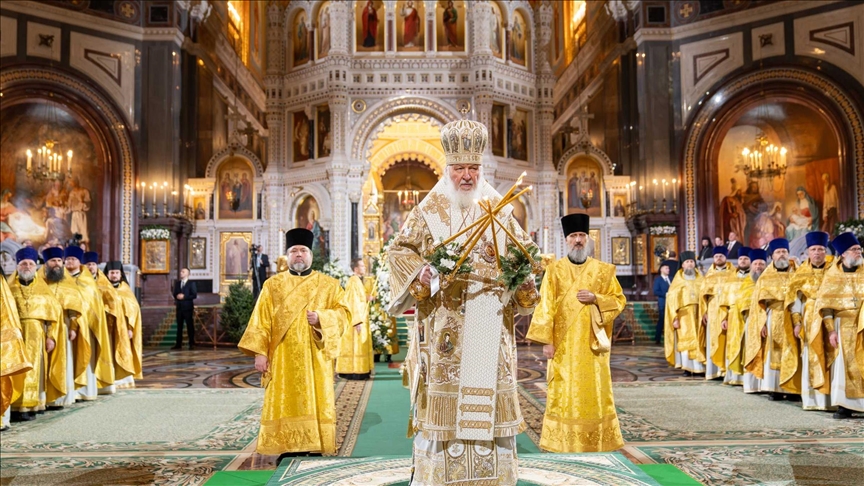 Православные христиане отмечают один из значимых религиозных праздников — Рождество Христово