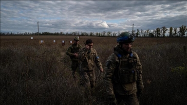 La France confirme que des "dizaines" de soldats ukrainiens qu'elle a formés ont déserté sans aller au front